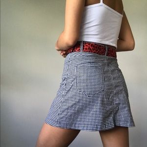 BRANDY MELVILLE CHECKERED SKIRT ❤️🖤